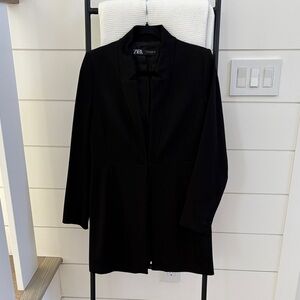 Zara Blazer. Black. Size M.